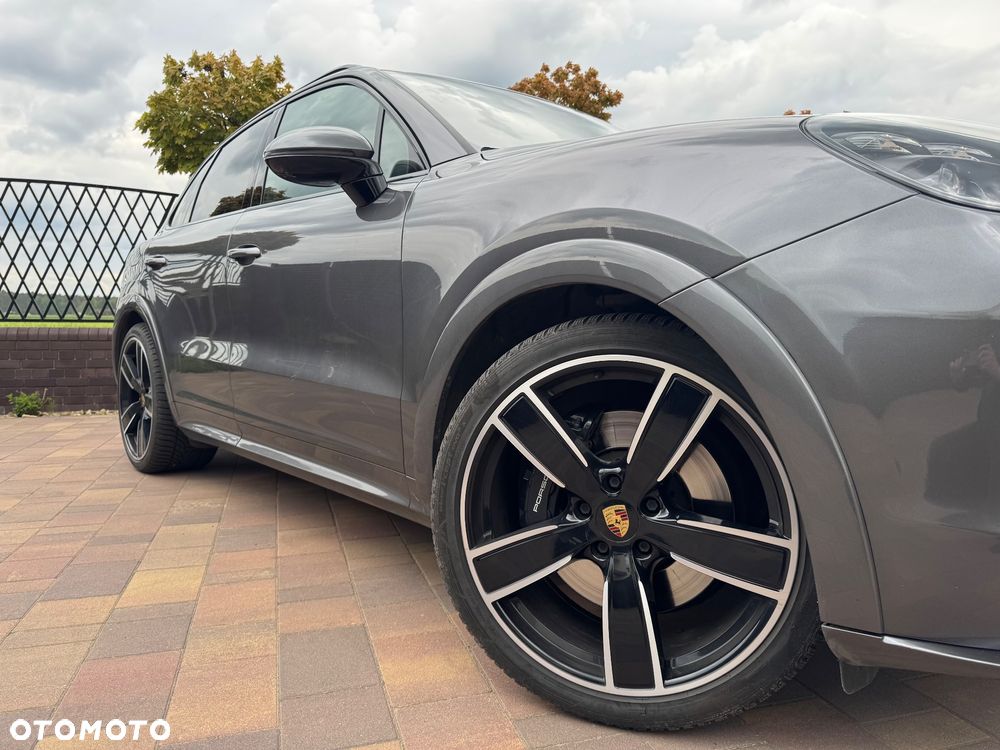 Porsche Cayenne GTS - 4