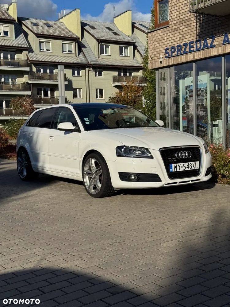 Audi A3 Sportback 2.0 TDI DPF S tronic S line Sportpaket - 1