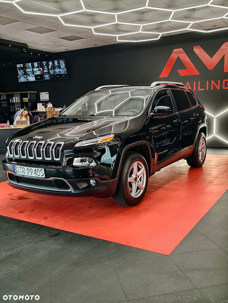 Jeep Cherokee - 3