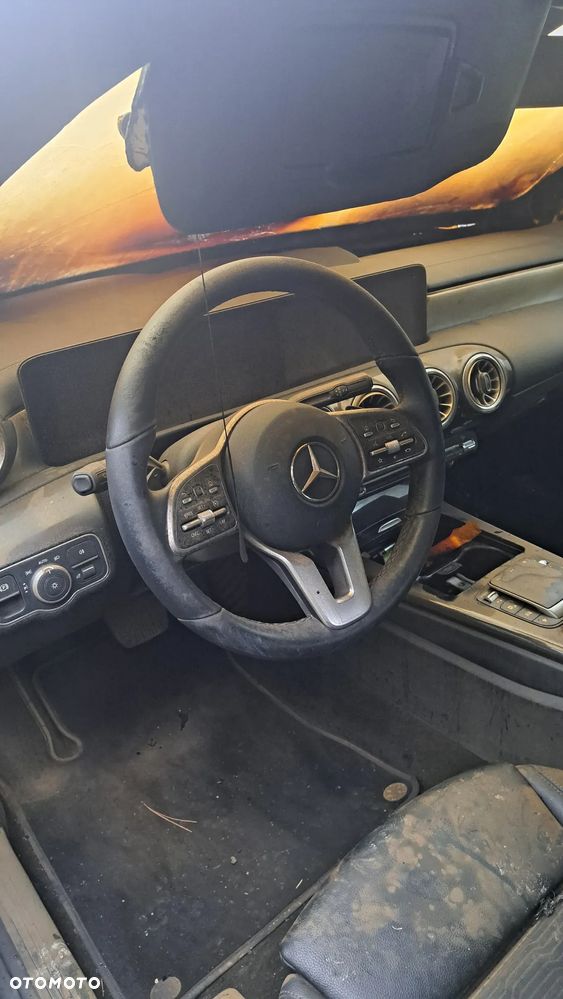 Mercedes-Benz CLA - 1