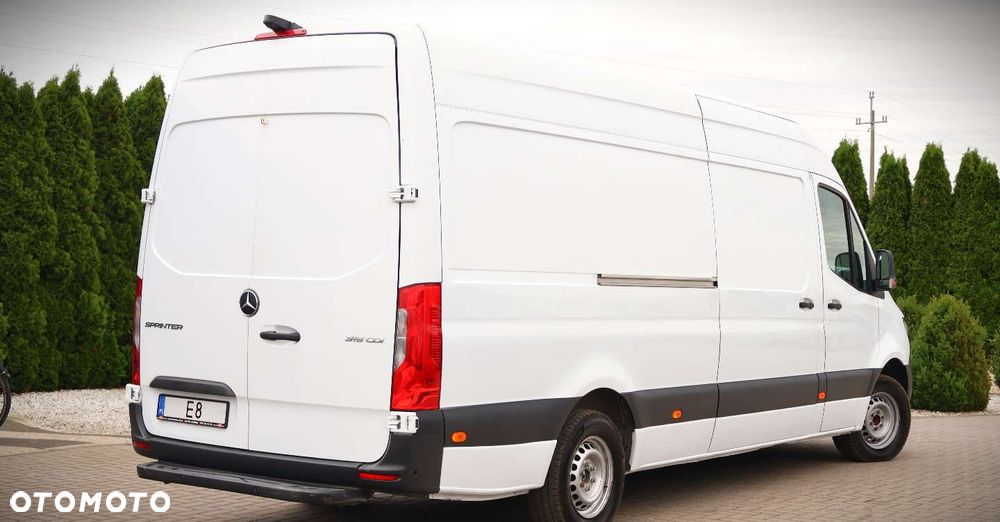 Mercedes-Benz Sprinter - 5