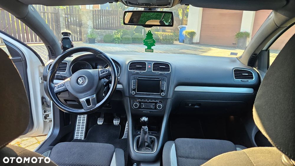Volkswagen Golf 1.6 TDI Highline - 10