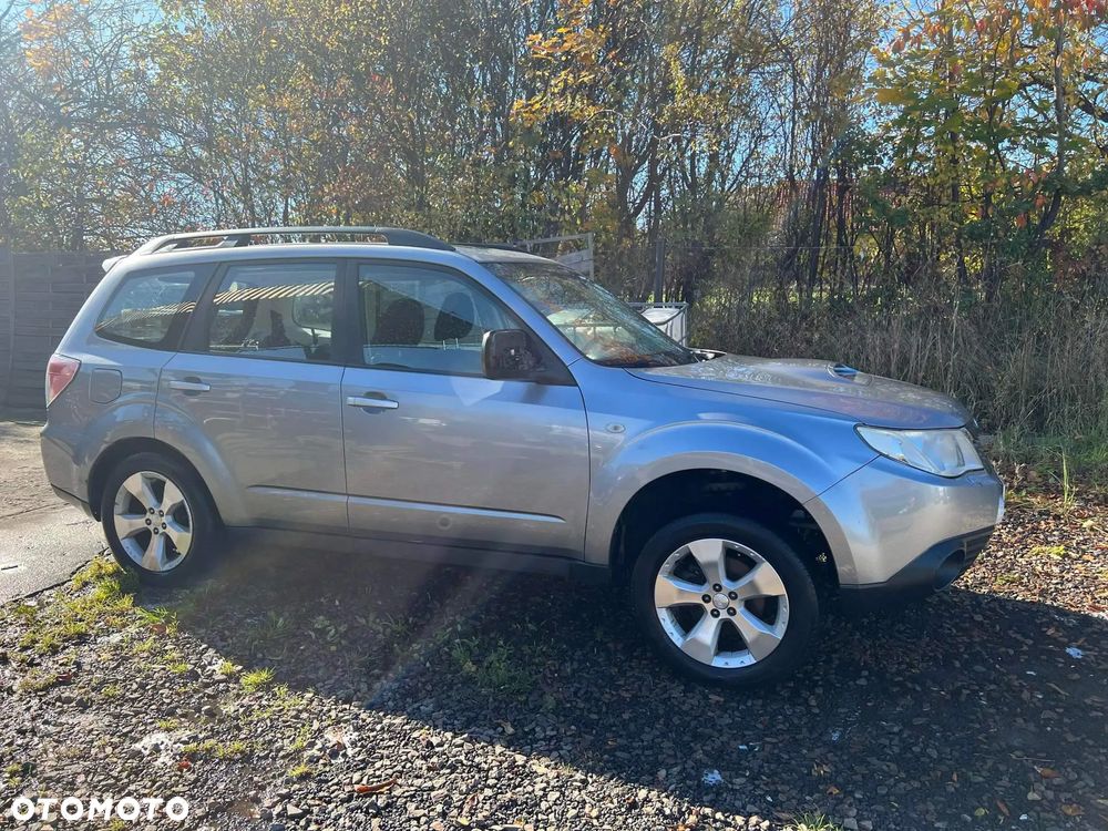 Subaru Forester Części LampaTył Błotnik Zderzak tył Chłodnica Tapicerka Ćwiarka Podłużnica Bok - 10