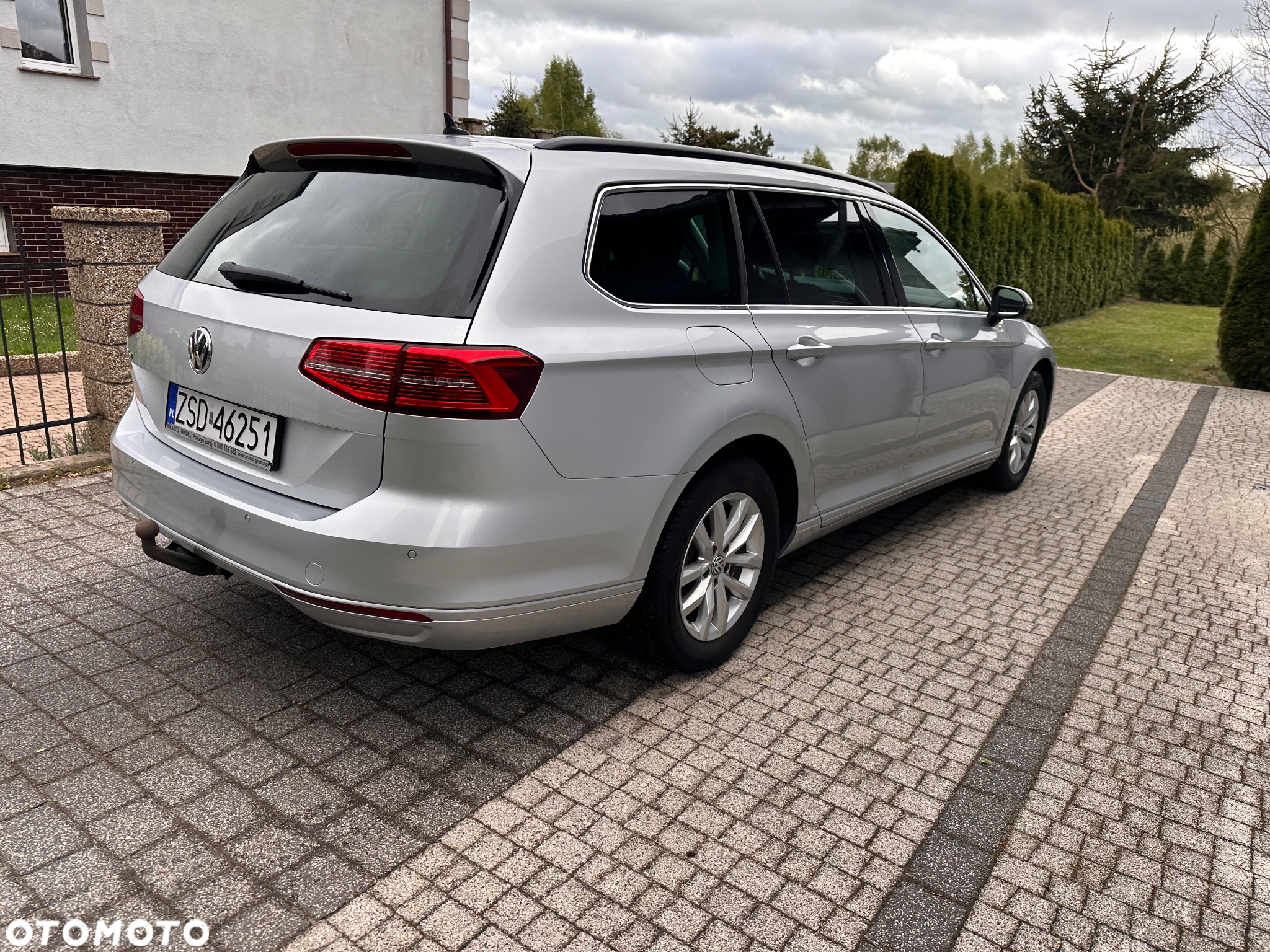 Volkswagen Passat Variant 2.0 TDI DSG (BlueMotion Technology) Highline - 22