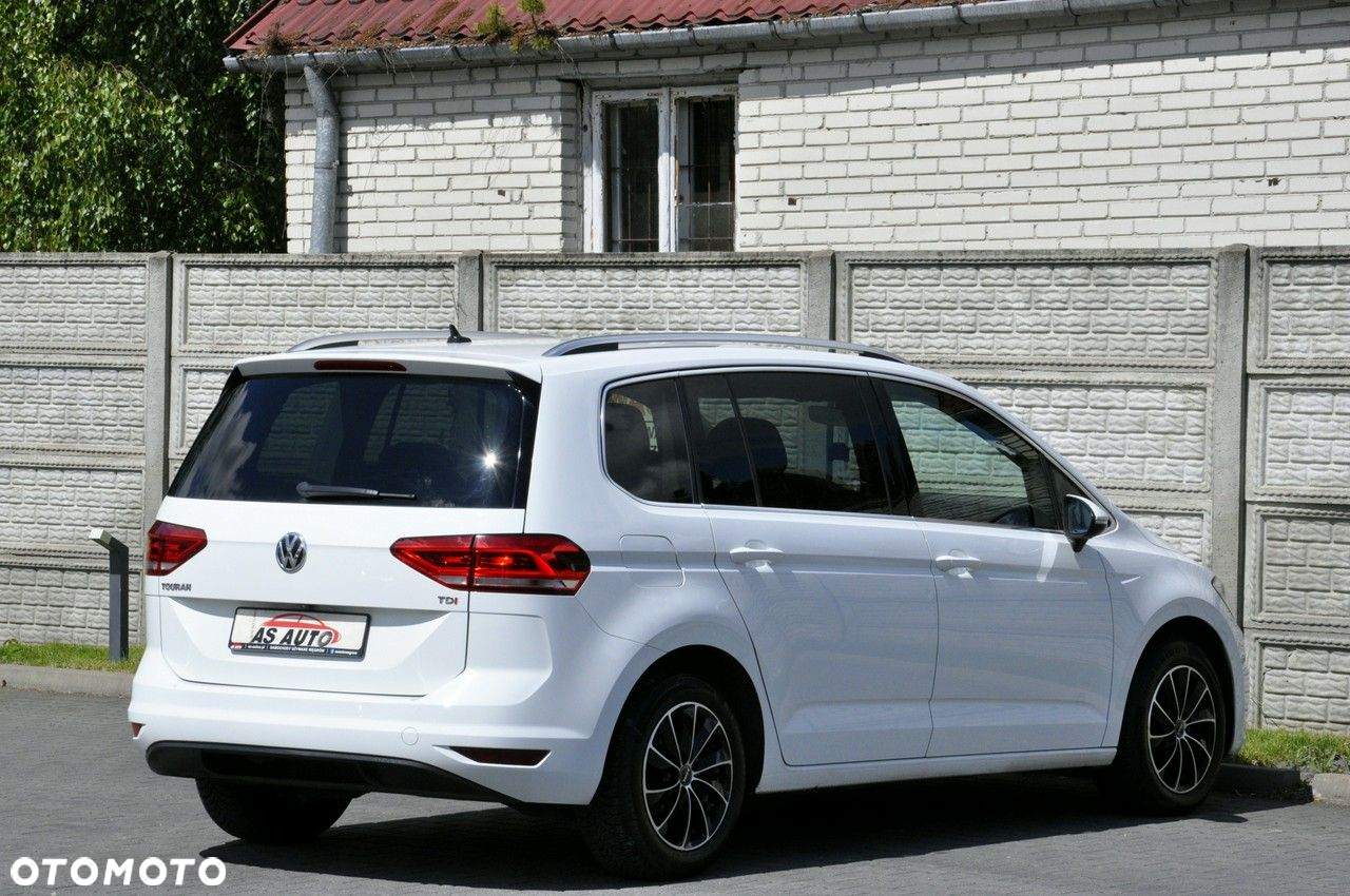Volkswagen Touran 1.6 TDI SCR BlueMotion Technology DSG Comfortline - 36
