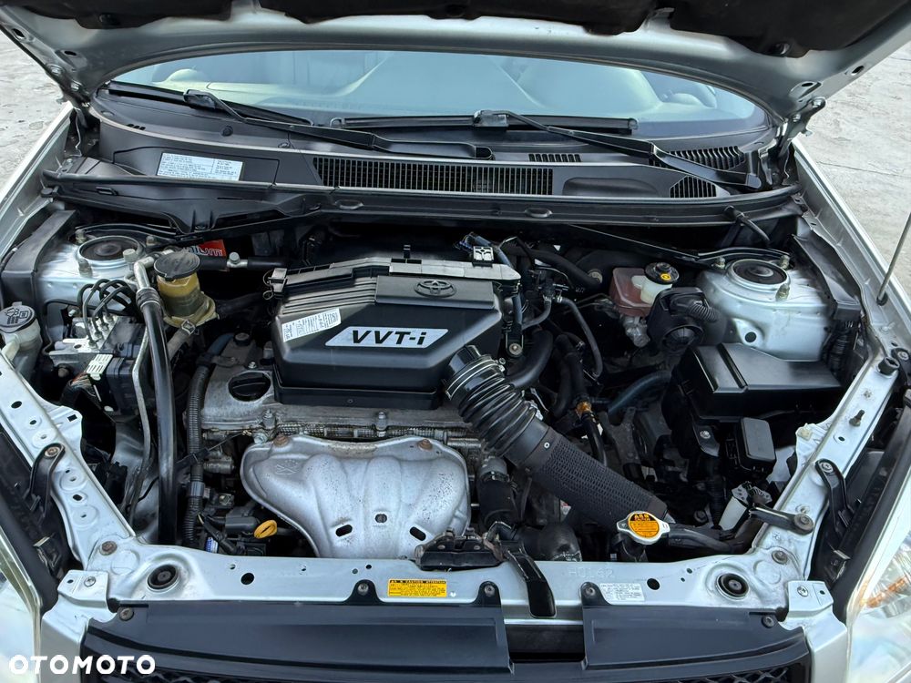 Toyota RAV4 2.0 VVT-i Prestige - 31