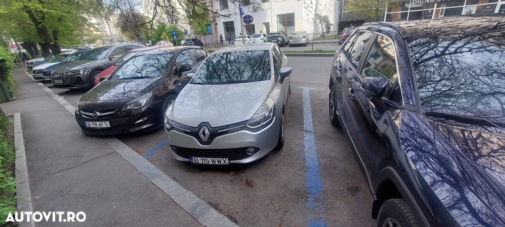 Renault Clio 1.5 dCi Authentique - 1