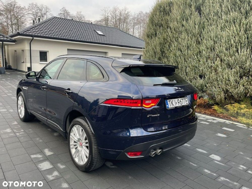Jaguar F-Pace - 14
