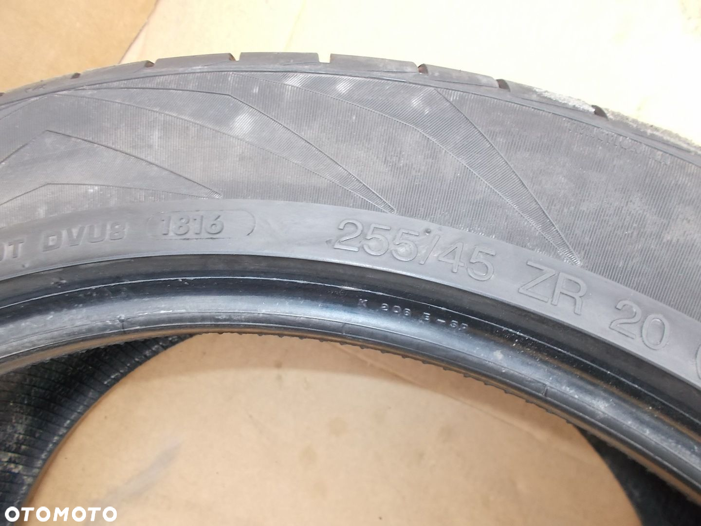OPONA LETNIA VREDESTEIN 255/45/20 8,10mm 2016 - 2