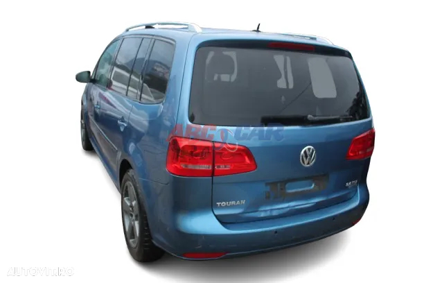 Dezmembrez VW Touran 1 facelift 2010-2015 motor 2.0 TDI: CFH - 5