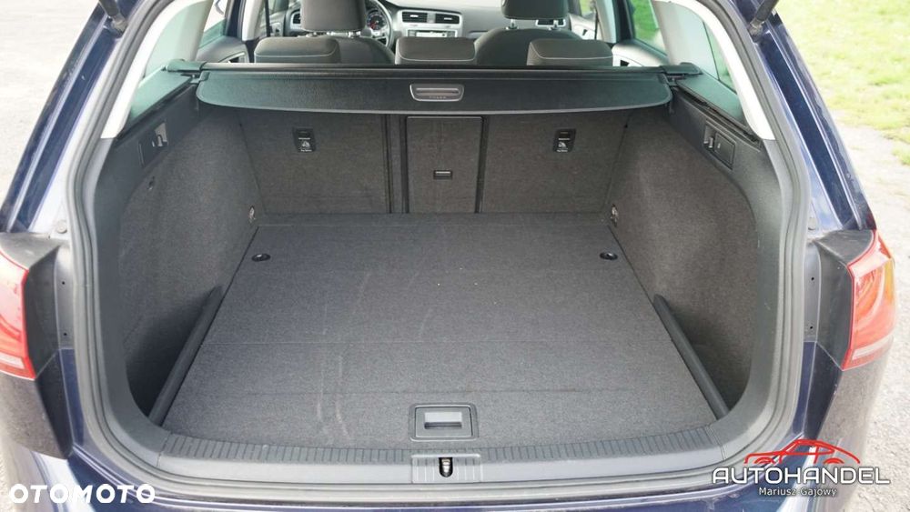 Volkswagen Golf - 18