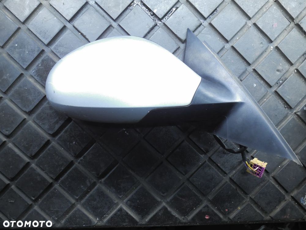 LUSTERKO PRAWE SEAT IBIZA III 5PIN EUROPA - 1