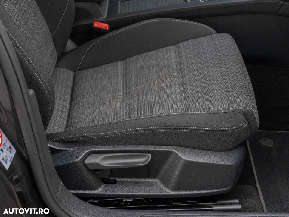 Volkswagen Passat - 17