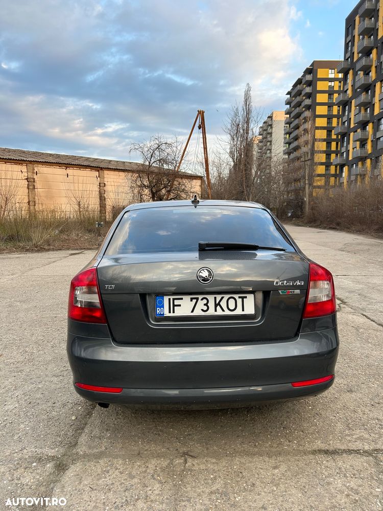 Skoda Octavia 1.6 TDI Drive DSG - 8