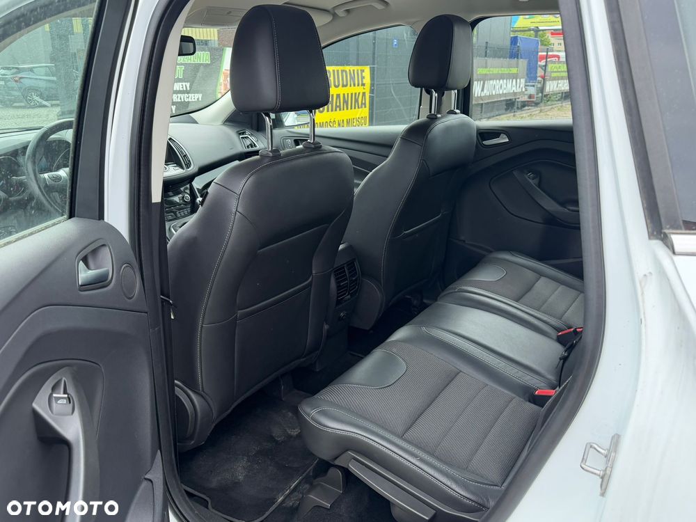 Ford Kuga 1.5 EcoBoost 2x4 Individual - 14