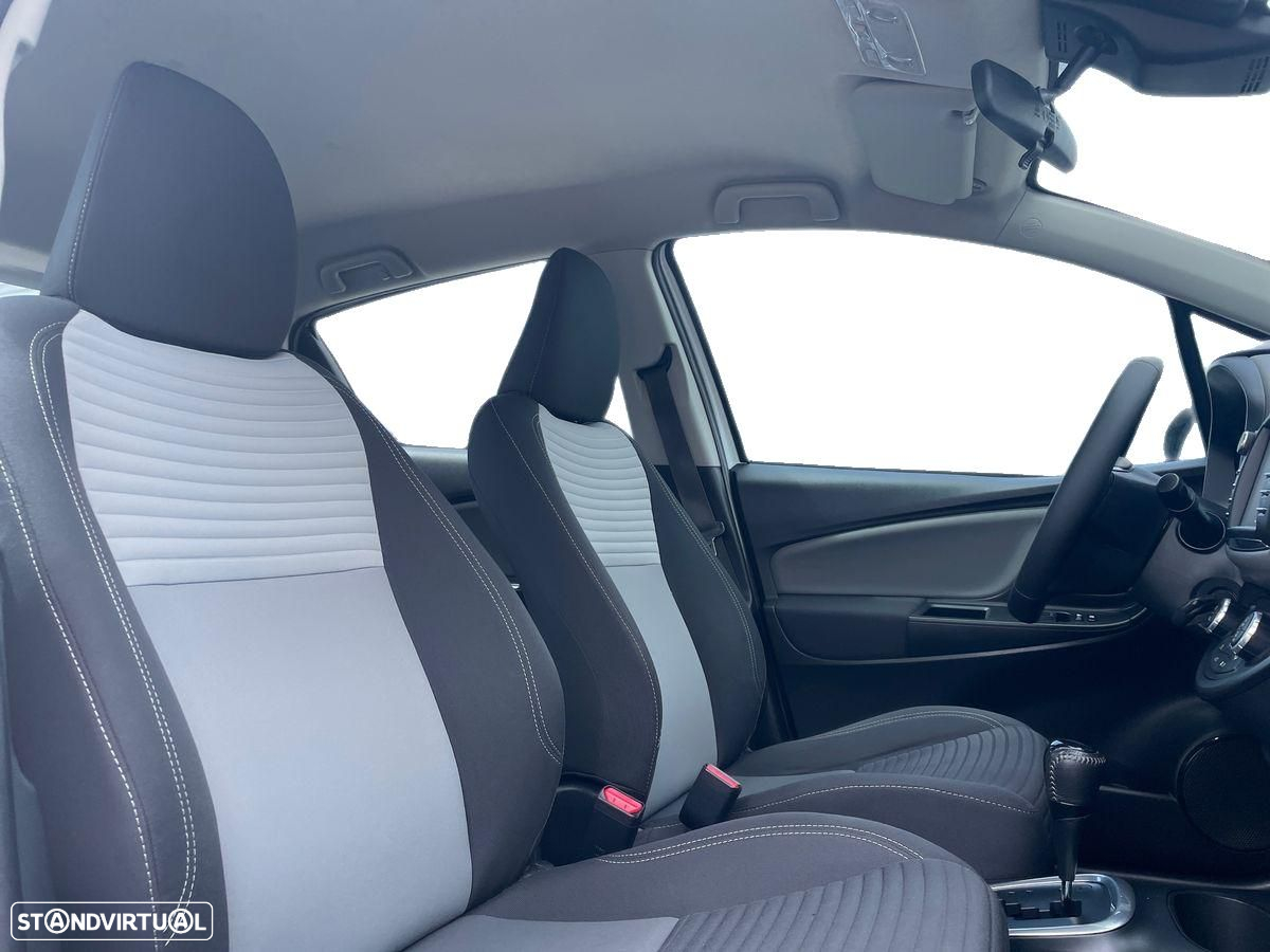 Toyota Yaris - 6