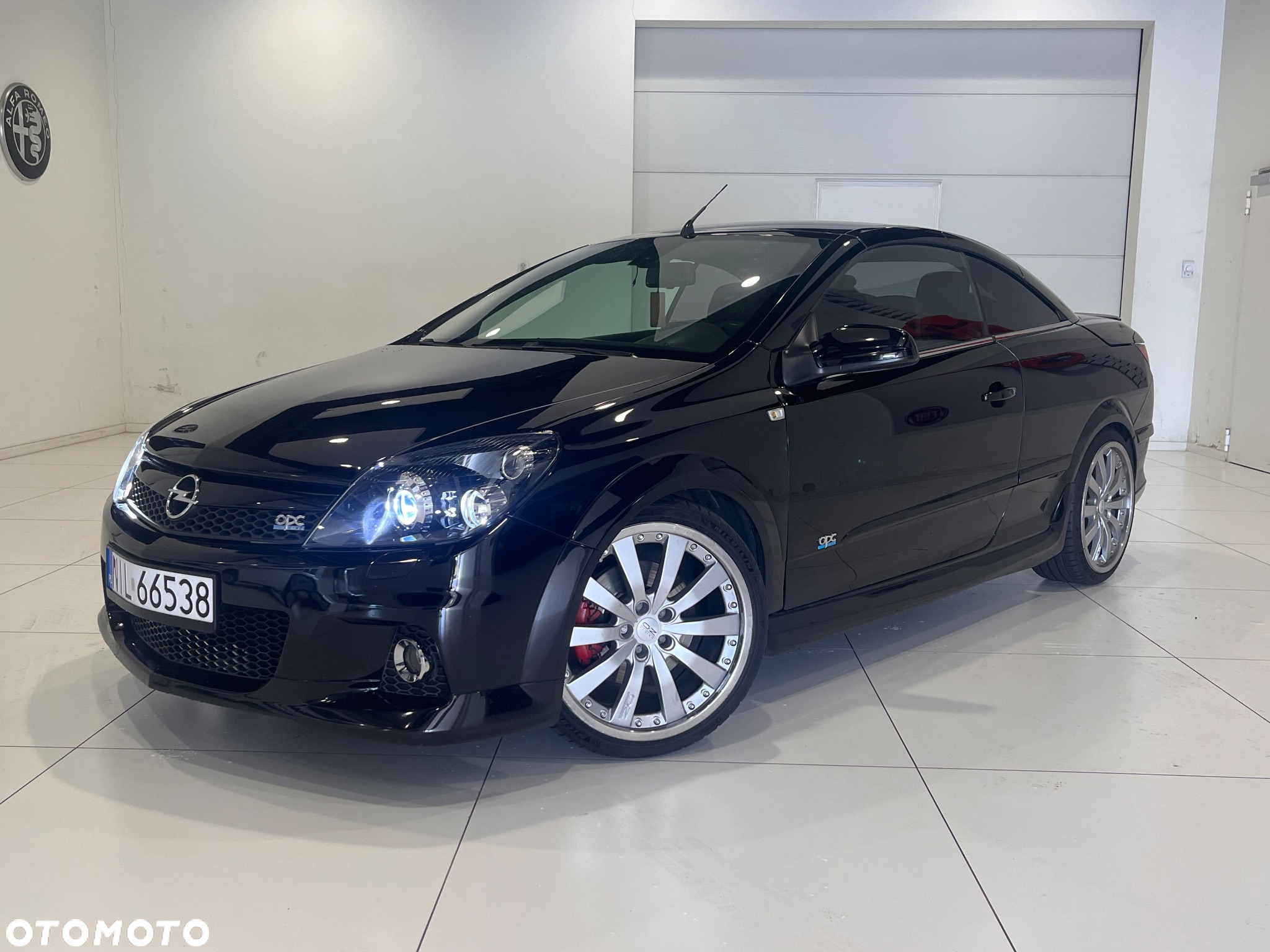 Opel Astra TwinTop 1.9 CDTI Cosmo - 8