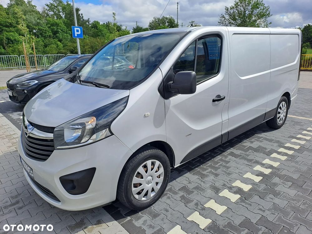 Opel Vivaro - 1