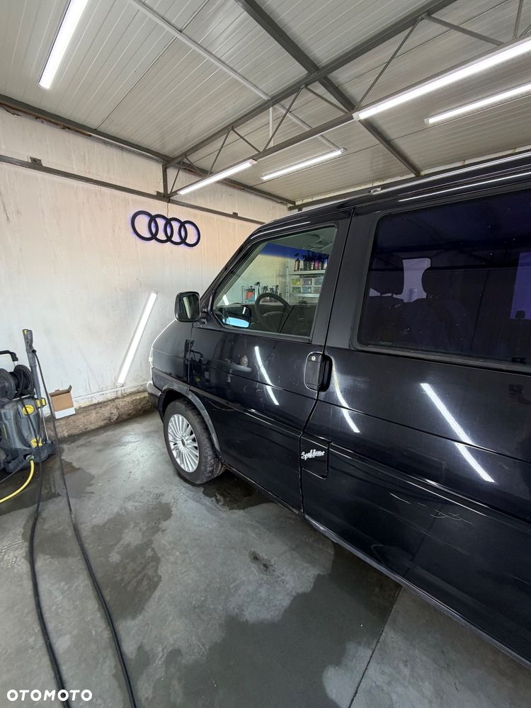 Volkswagen Multivan - 6
