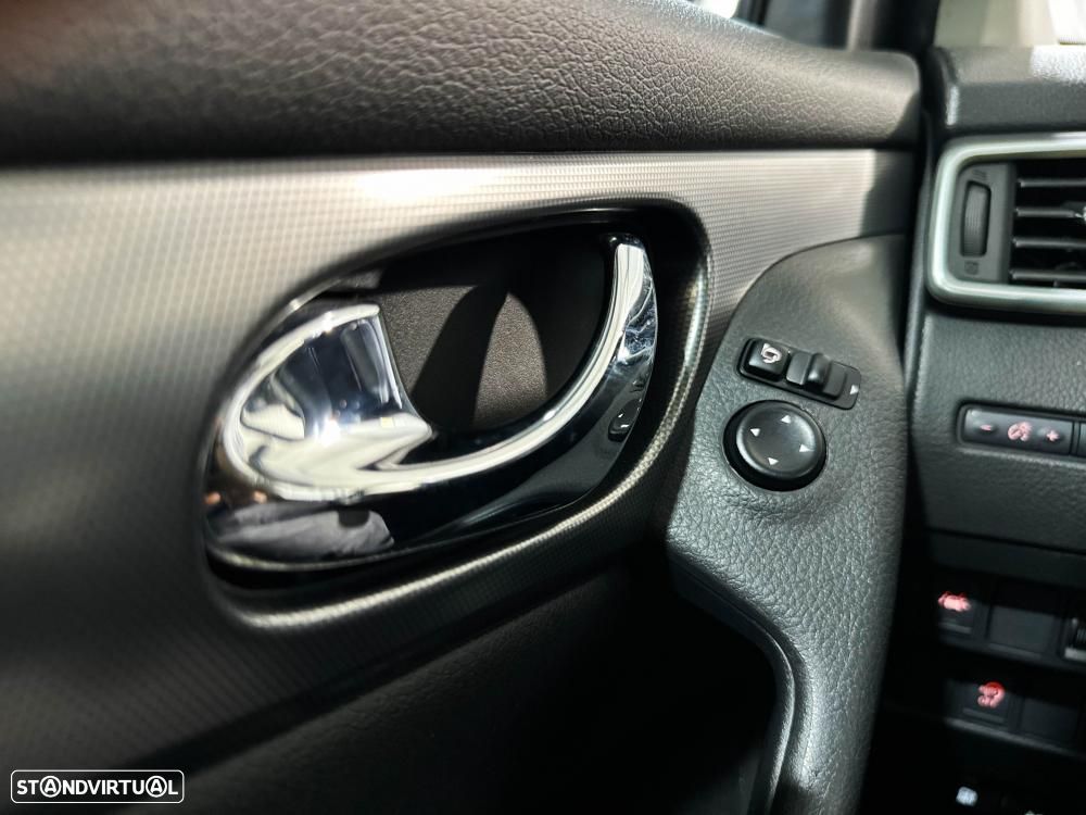 Nissan Qashqai 1.3 DIG-T MHEV Premiere Edition - 45