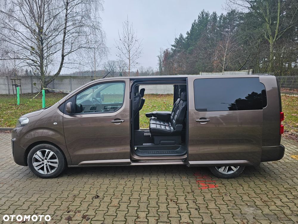 Peugeot Traveller 2.0 BlueHDi Long Business - 16