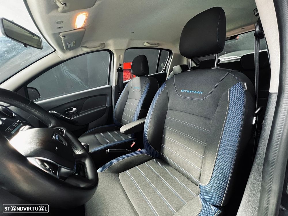 Dacia Sandero 1.0 ECO-G Stepway Bi-Fuel - 11