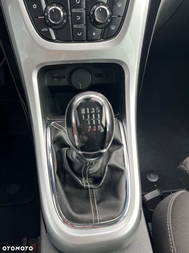 Opel Astra 1.4 T Sport S&S EU6 - 17