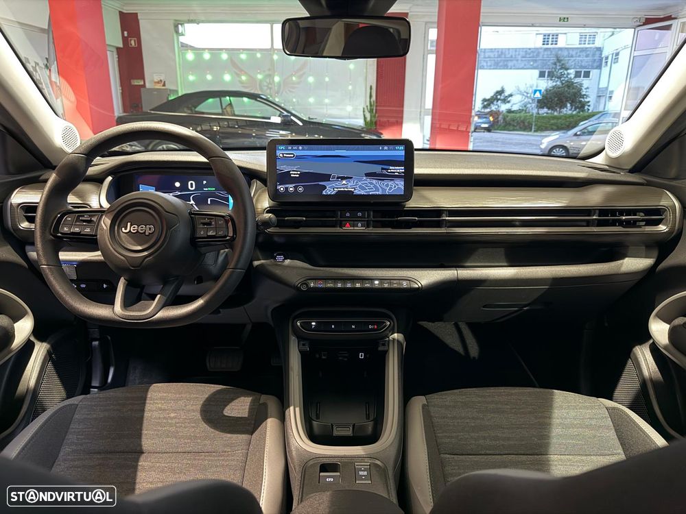 Jeep Avenger 54 kWh Longitude - 9