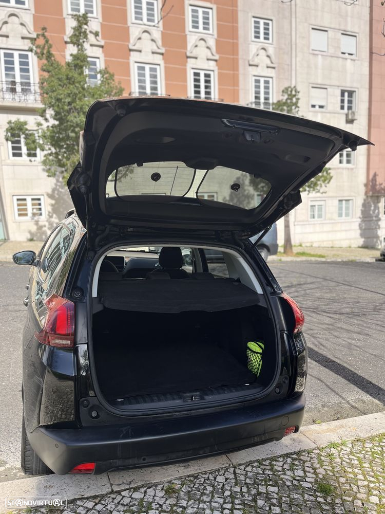 Peugeot 2008 1.2 PureTech Style - 7
