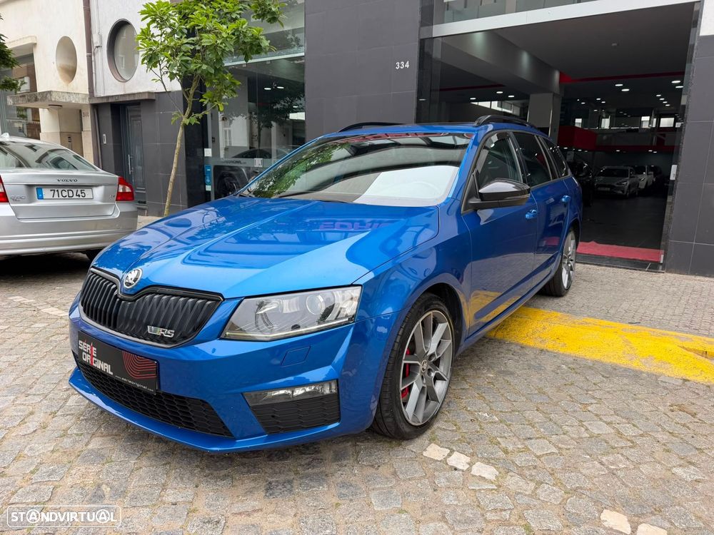 Skoda Octavia 2.0 TDI RS DSG - 2