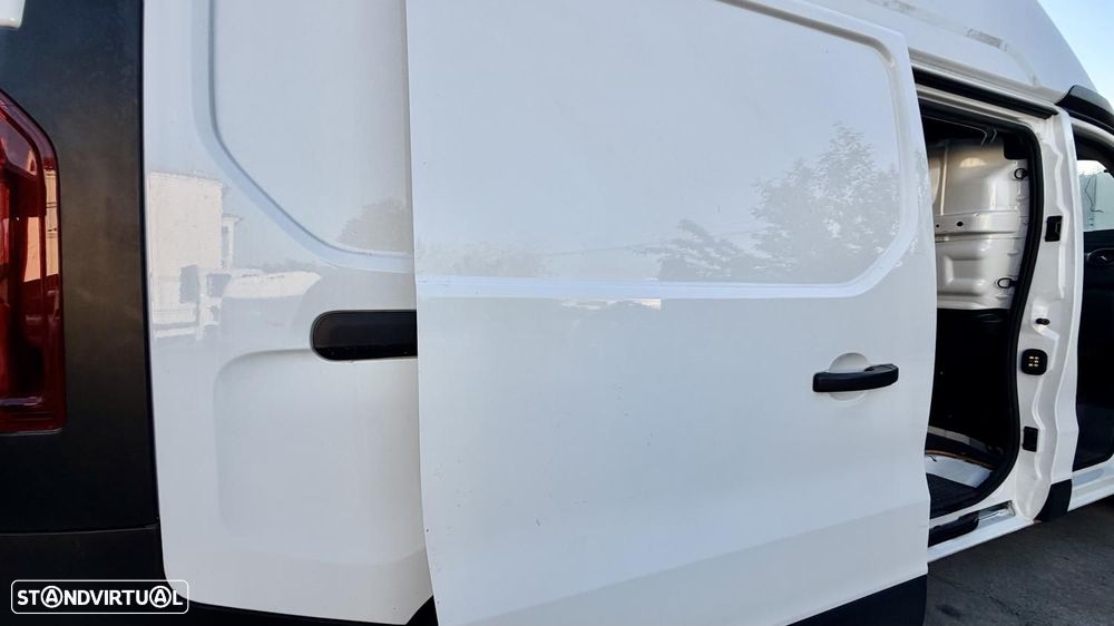 Renault Trafic 2.0 DCI L2 H2  T A 145 CV - 12