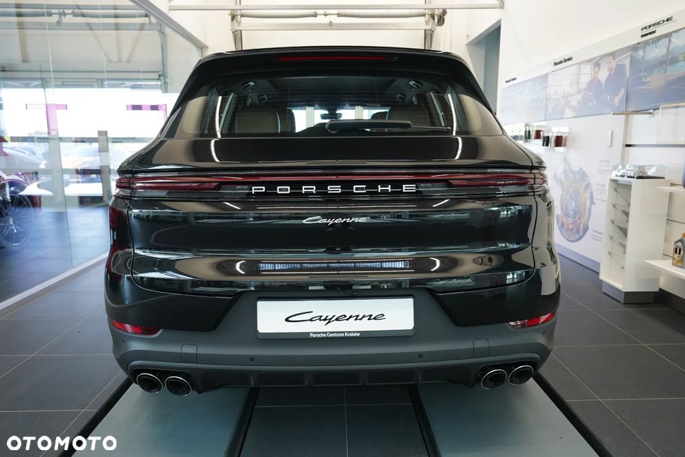 Porsche Cayenne Standard - 5