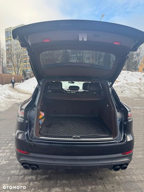 Porsche Cayenne - 9