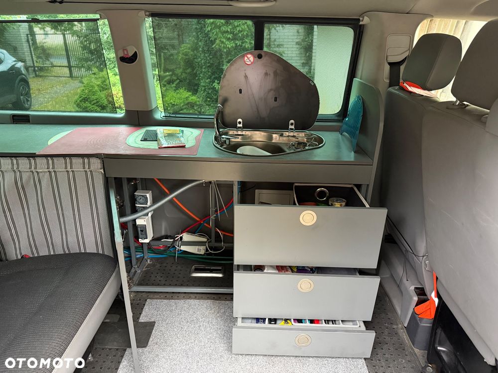 Volkswagen Caravelle L1 Comfortline - 4