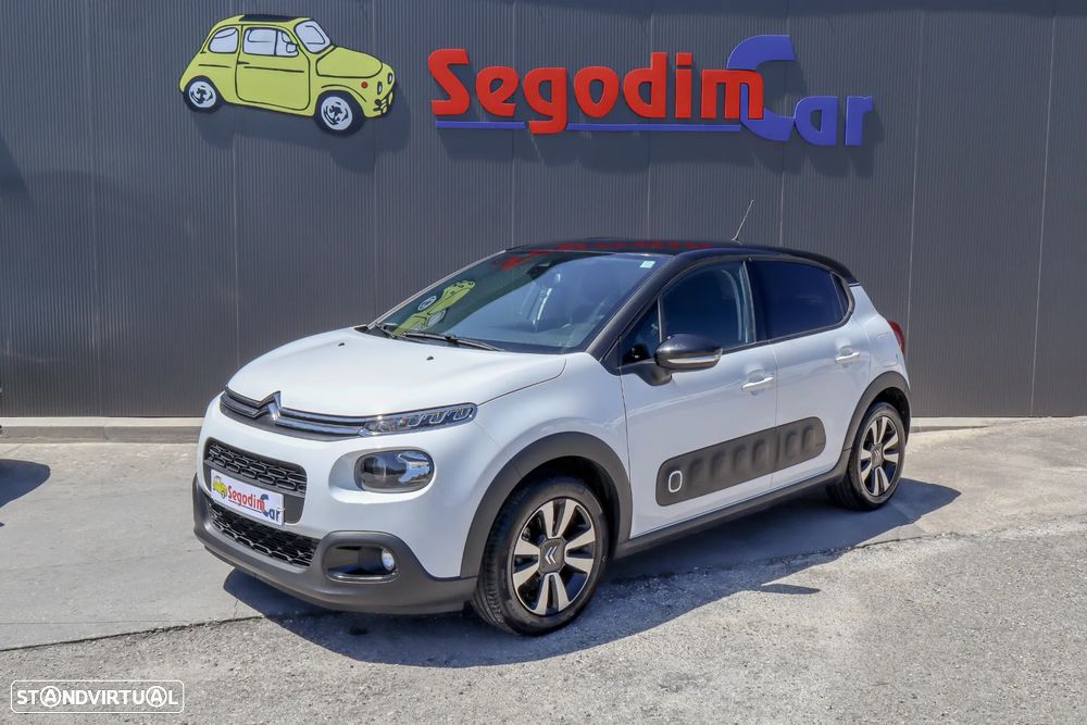 Citroën C3 1.2 PureTech Shine - 1