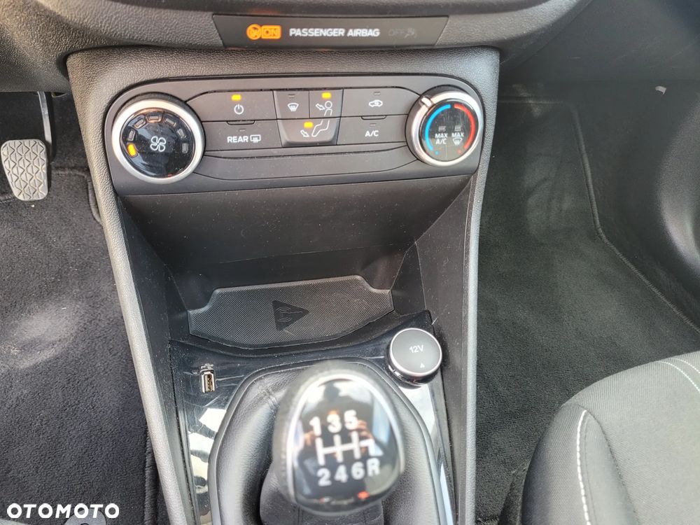 Ford Fiesta 1.0 EcoBoost S&S COOL&CONNECT - 11