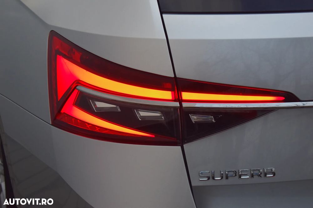 Skoda Superb 2.0 TDI DSG Ambition - 16