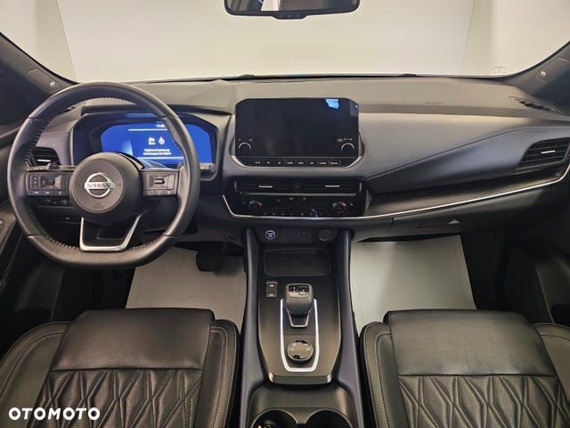 Nissan Qashqai 1.3 DIG-T MHEV 4x4 Tekna+ Xtronic - 17