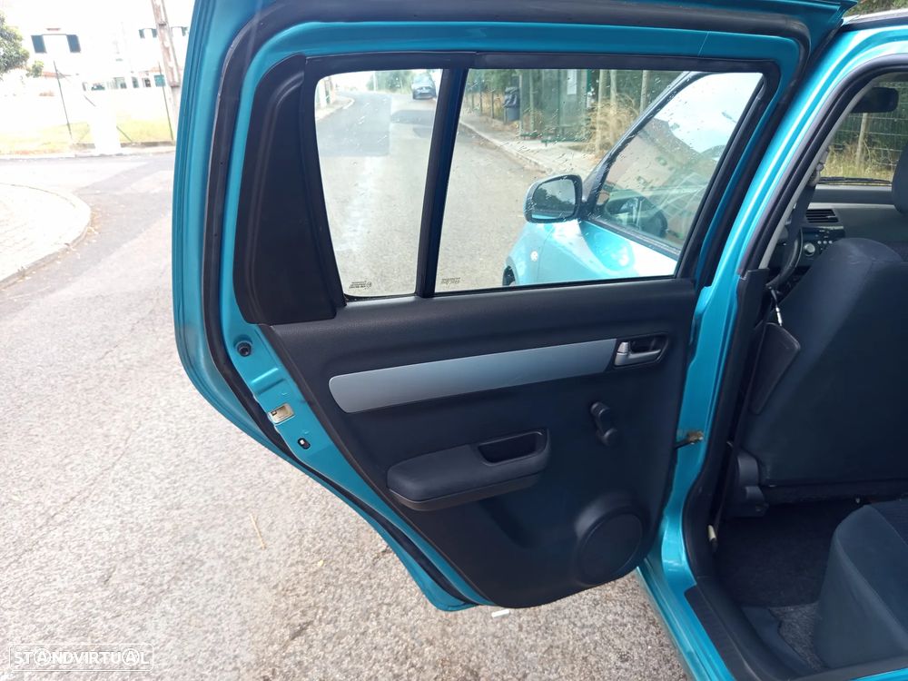 Suzuki Swift 1.3 DDiS Sport - 17