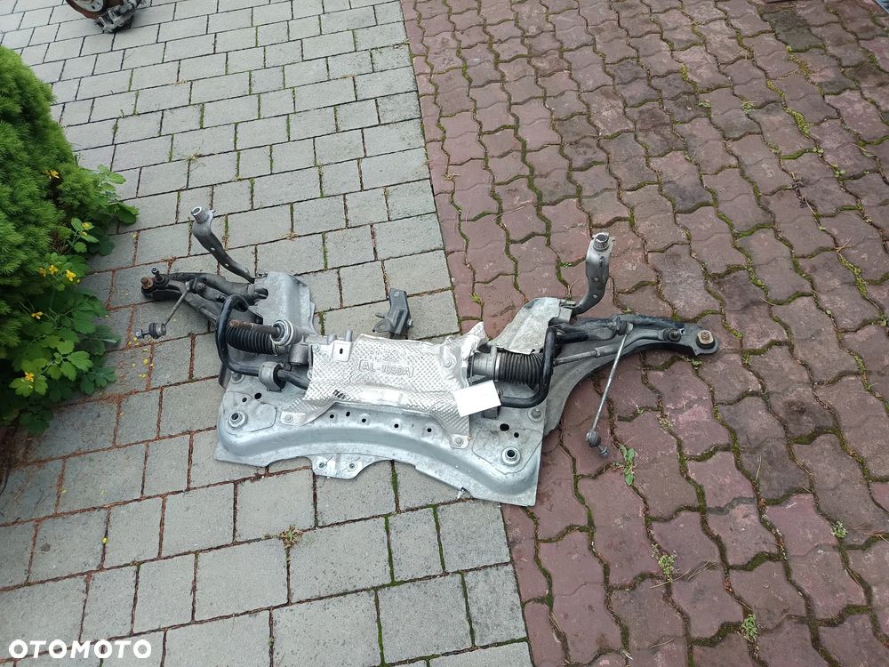 Renault Clio 4 belka sanki komplet,super stan - 1