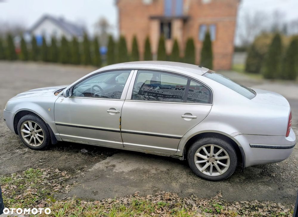 Skoda Superb I 2003 1.9 TDI 96kW - Auto na części - 4