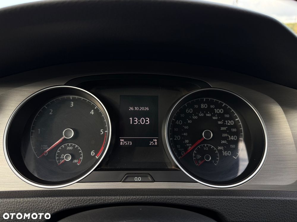 Volkswagen Golf - 16