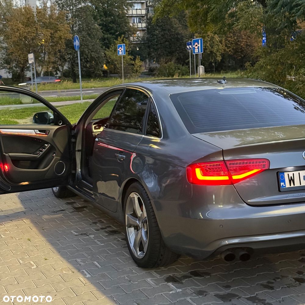 Audi A4 Limousine - 18