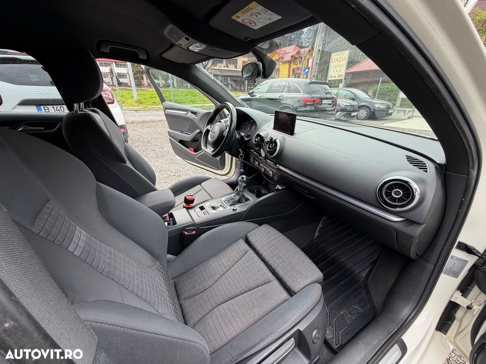 Audi A3 2.0 TDI S tronic - 10