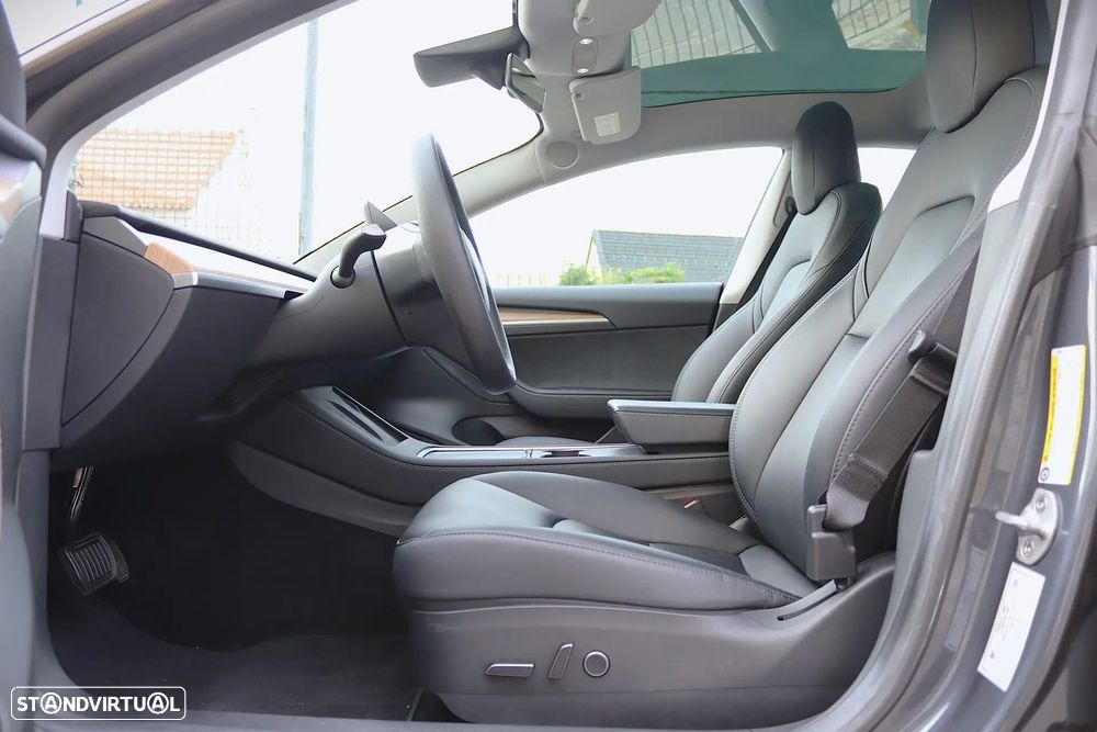 Tesla Model 3 Long-Range Dual Motor AWD - 19