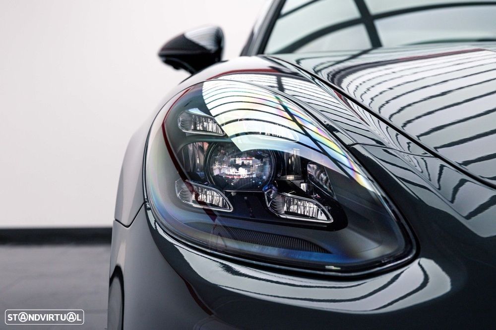 Porsche Panamera Sport Turismo 4 E-Hybrid Platinum Edition - 4