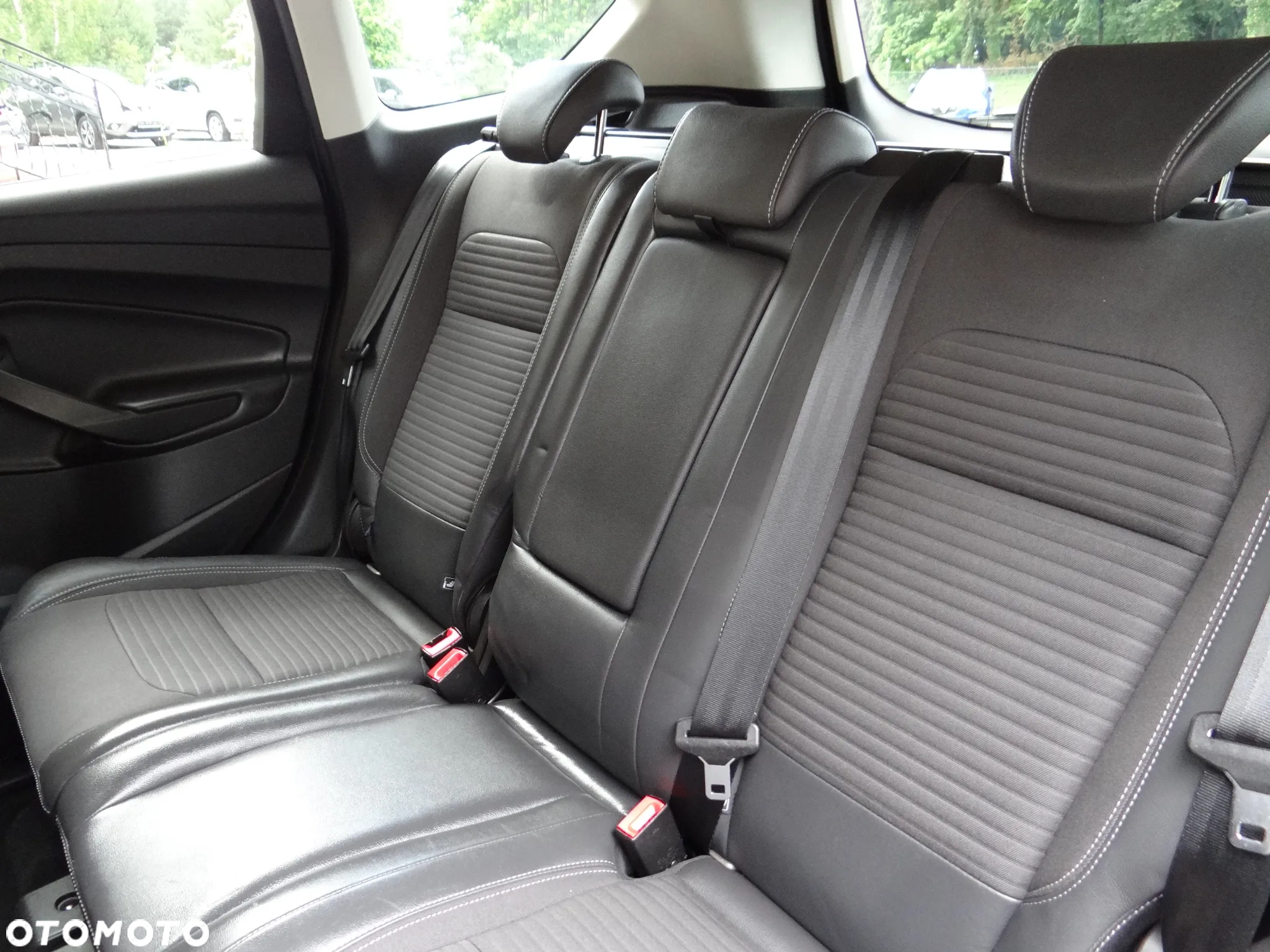 Ford Kuga 1.5 EcoBoost 2x4 Titanium - 13