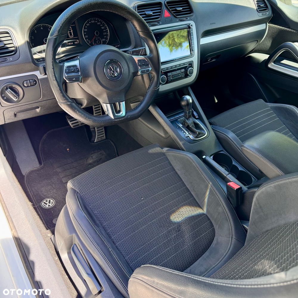 Volkswagen Scirocco 1.4 TSI DSG Edition - 8