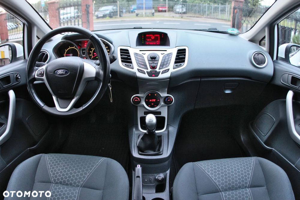 Ford Fiesta - 6
