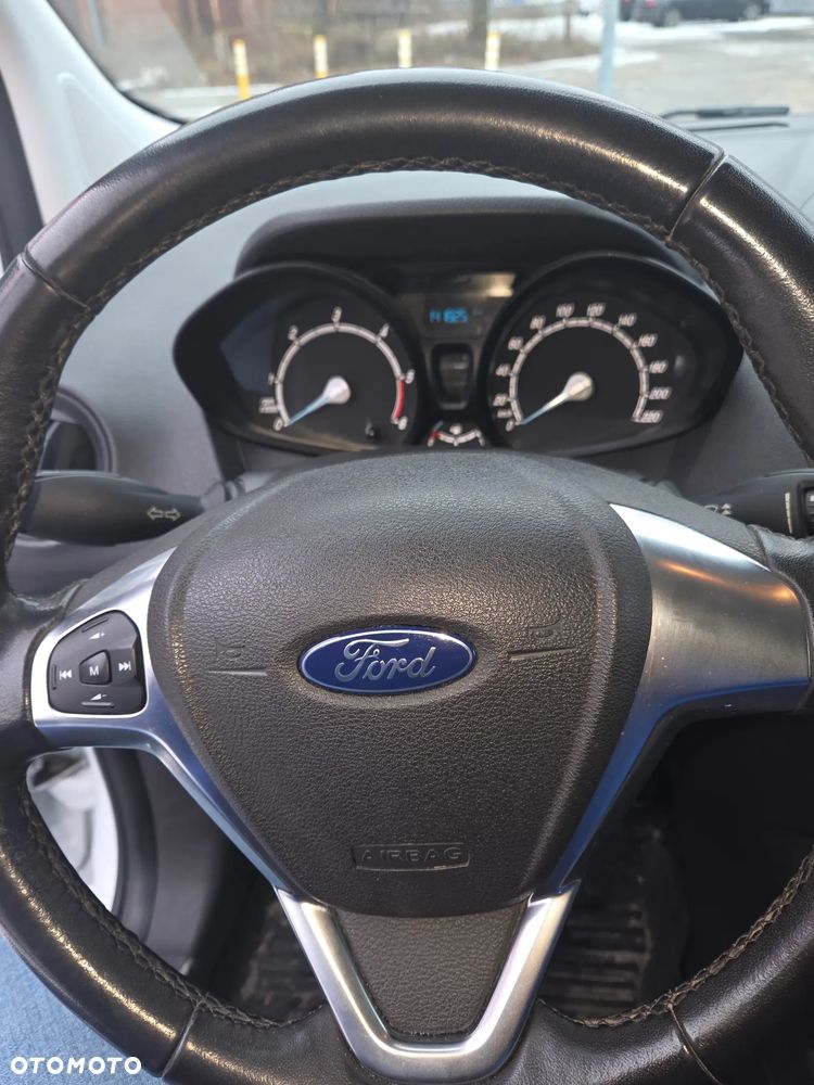 Ford Transit Courier - 5